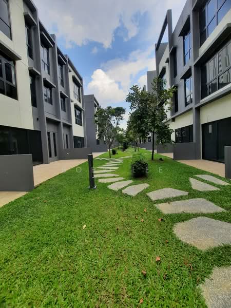 4-storey Terraced House for Sale in Taman Bukit Serdang (Seri Kembangan) - Bobo Lee - PropertyGuru.com.my