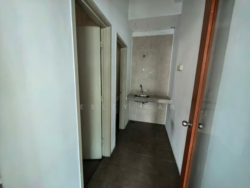 Kedai untuk Disewa di Kota Damansara (Selangor) - Desley Wan - Corridor - PropertyGuru.com.my