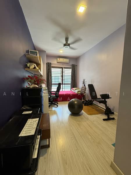 Terraced House for Sale in Denai Alam (Shah Alam) - Anil Fazila Binti Ismail - Bedroom - PropertyGuru.com.my
