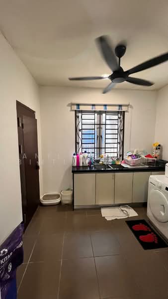Terraced House for Sale in Denai Alam (Shah Alam) - Anil Fazila Binti Ismail - Kitchen - PropertyGuru.com.my