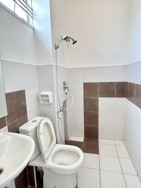 2-storey Terraced House for Rent in Bukit Indah (Iskandar Puteri (Nusajaya)) - William Loke - Bathroom - PropertyGuru.com.my