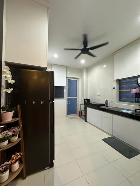 Cluster House for Sale in Taman Ekoflora (Johor Bahru) - Terence Tan - Kitchen - PropertyGuru.com.my