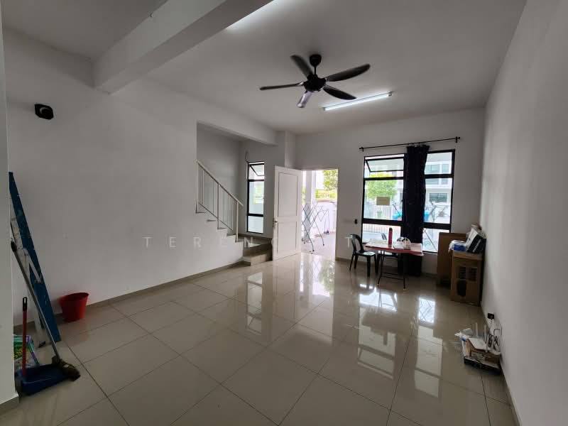 2-storey Terraced House for Sale in Kota Masai (Pasir Gudang) - Terence Tan - Living Room - PropertyGuru.com.my