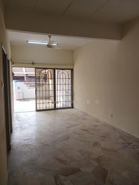 Rumah Teres 1 Tingkat untuk Disewa di Taman Serdang Raya (Seri Kembangan) - Tavon RG - PropertyGuru.com.my