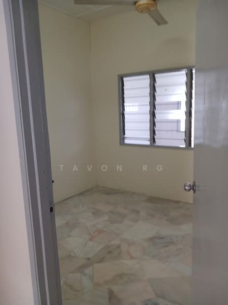 Rumah Teres 1 Tingkat untuk Disewa di Taman Serdang Raya (Seri Kembangan) - Tavon RG - PropertyGuru.com.my