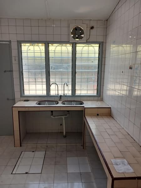 Rumah Teres 1 Tingkat untuk Disewa di Taman Serdang Raya (Seri Kembangan) - Tavon RG - PropertyGuru.com.my