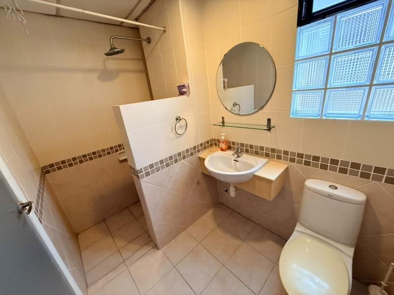 Kondominium untuk Disewa di Casa Indah 1 - Max Yee - Bathroom - PropertyGuru.com.my