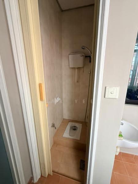 Kondominium untuk Disewa di Casa Indah 1 - Max Yee - Bathroom - PropertyGuru.com.my