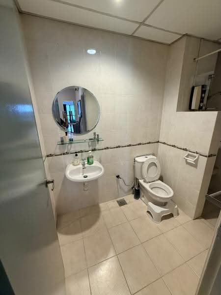 Kondominium untuk Disewa di Casa Indah 1 - Max Yee - Bathroom - PropertyGuru.com.my