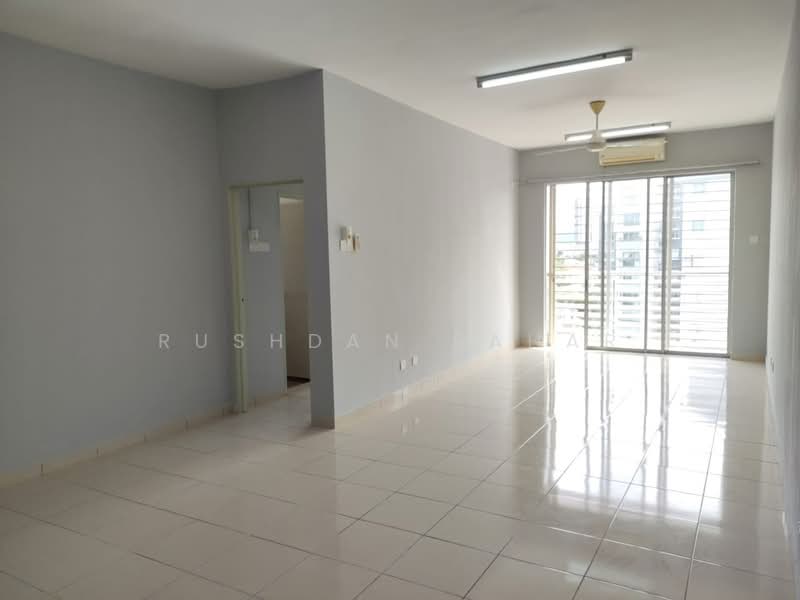 Condominium for Rent at Pearl Avenue - Rushdan Sahar - Living Room - PropertyGuru.com.my