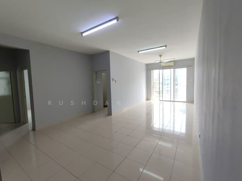 Condominium for Rent at Pearl Avenue - Rushdan Sahar - Living Room - PropertyGuru.com.my