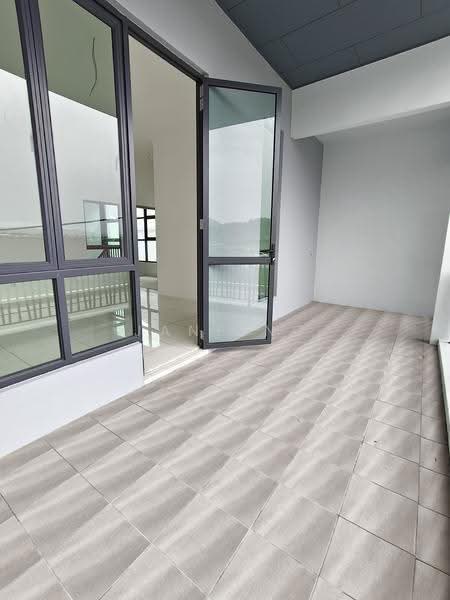 Rumah Berkembar untuk Dijual di Bandar Tasek Mutiara (Simpang Ampat) - Jane Ng - Balcony - PropertyGuru.com.my