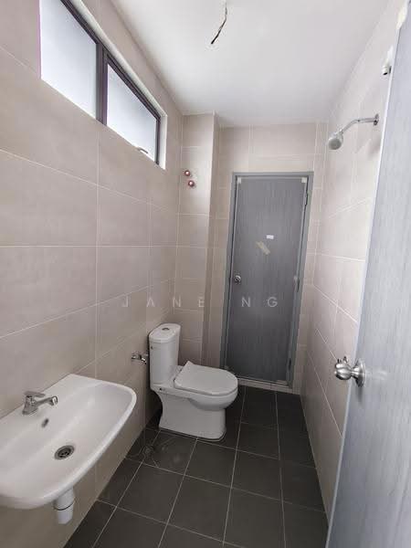 Rumah Berkembar untuk Dijual di Bandar Tasek Mutiara (Simpang Ampat) - Jane Ng - Bathroom - PropertyGuru.com.my