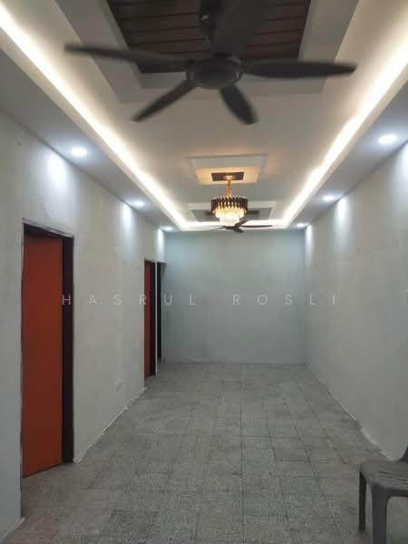 Rumah Teres 1-Tingkat untuk Dijual di Taman Bayam (Lunas) - Hasrul Rosli - Interior - PropertyGuru.com.my