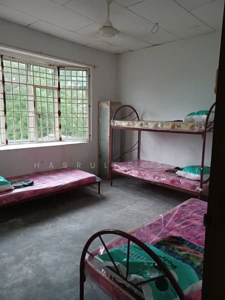 Rumah Teres 2-Tingkat untuk Dijual di Taman Kasawari (Simpang Ampat) - Hasrul Rosli - Bedroom - PropertyGuru.com.my