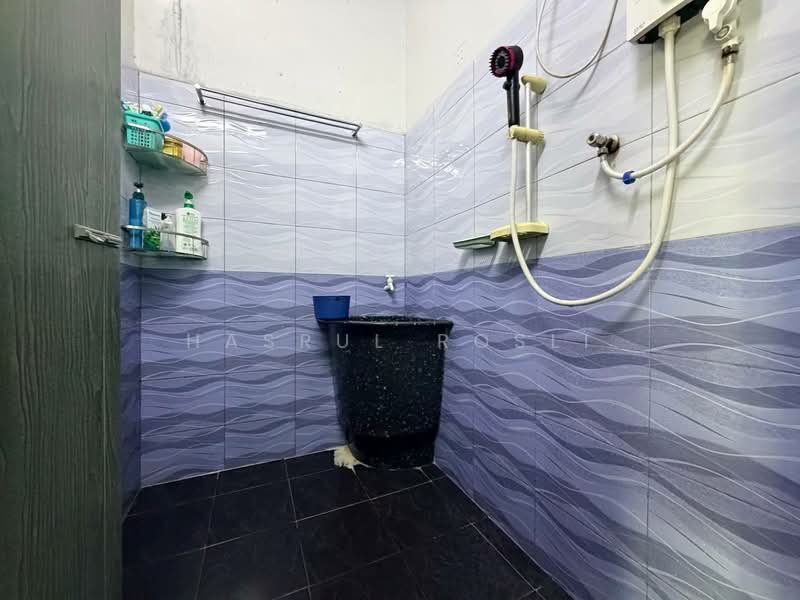 Rumah Teres 1 Tingkat untuk Dijual di Sungai Lalang (Kedah) - Hasrul Rosli - Bathroom - PropertyGuru.com.my