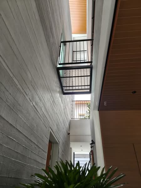 Rumah Banglo untuk Dijual di Bandar Sungai Long (Selangor) - Mei SM Lee - Bukit Suria Garden Village Balcony - PropertyGuru.com.my