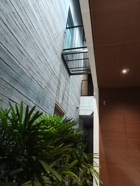 Rumah Banglo untuk Dijual di Bandar Sungai Long (Selangor) - Mei SM Lee - Bukit Suria Garden Village Exterior - PropertyGuru.com.my