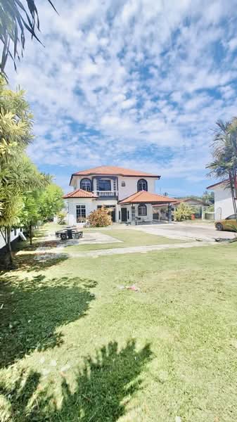 Bungalow House for Rent in Kampung Sungai Merab (Dengkil) - Erin Yusof - Exterior - PropertyGuru.com.my