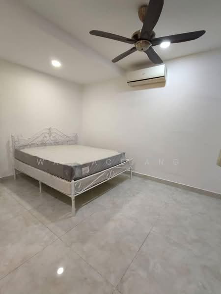 Semi-Detached House for Rent in Taman Pelangi (Johor Bahru) - Wallace Ang - Bedroom - PropertyGuru.com.my