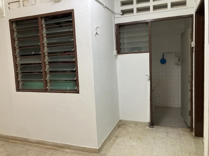 Retail Space for Rent in Batu Caves (Selangor) - Ivan Teh - Bathroom - PropertyGuru.com.my
