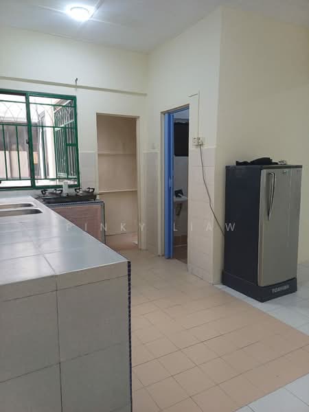 Pangsapuri untuk Disewa di Prima Bayu Apartment - Pinky Liaw - Kitchen - PropertyGuru.com.my