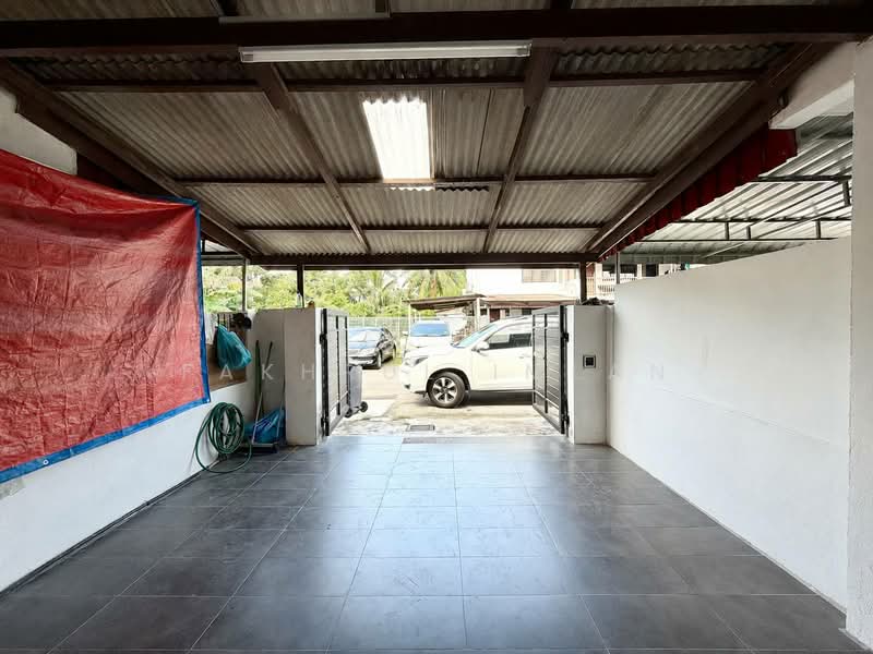 2-storey Terraced House for Sale in Bandar Baru Permas Jaya (Permas Jaya) - Fakhrul Imlan - Exterior - PropertyGuru.com.my