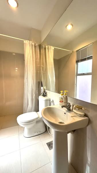 2-storey Terraced House for Sale in Leisure Farm (Gelang Patah) - CS Tan - Bathroom - PropertyGuru.com.my
