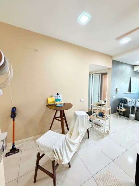 Kondominium untuk Disewa di Dua Menjalara - Rex Tan - Living Room - PropertyGuru.com.my
