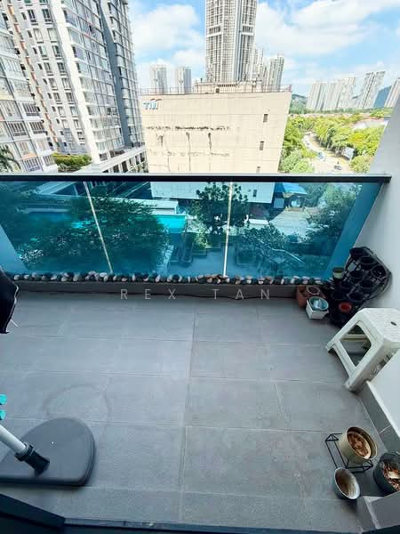 Kondominium untuk Disewa di Dua Menjalara - Rex Tan - Balcony - PropertyGuru.com.my