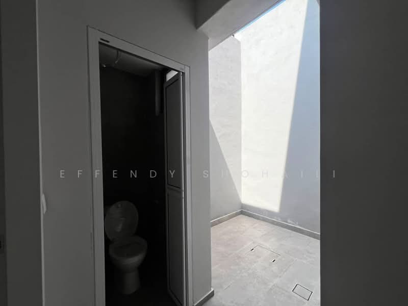 Rumah Teres 3-Tingkat untuk Dijual di Ulu Kelang (Kuala Lumpur) - Effendy Shohaili - Bathroom - PropertyGuru.com.my