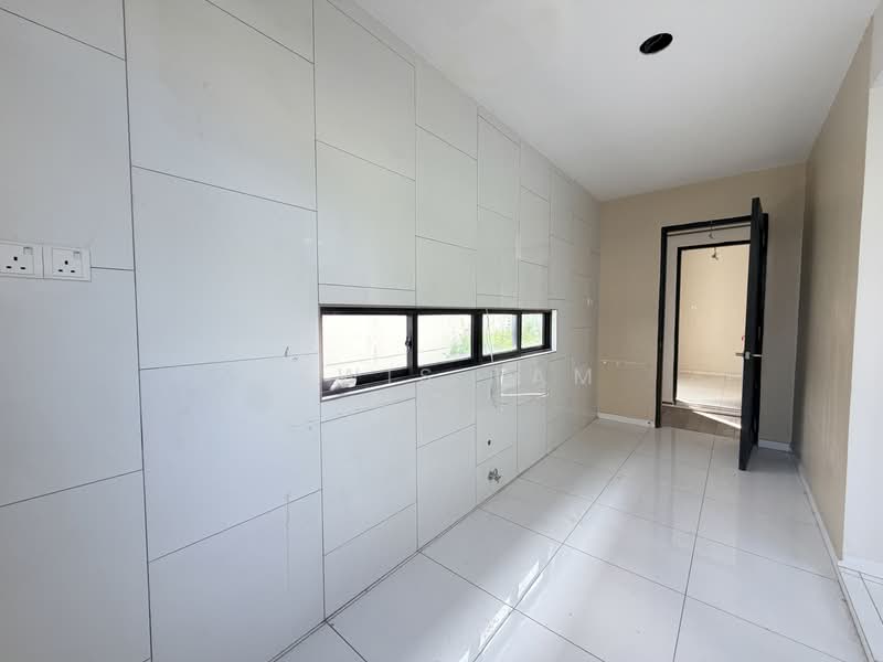 Bungalow for Sale in Bandar Mahkota Cheras (Cheras) - Lewis Tam - PropertyGuru.com.my