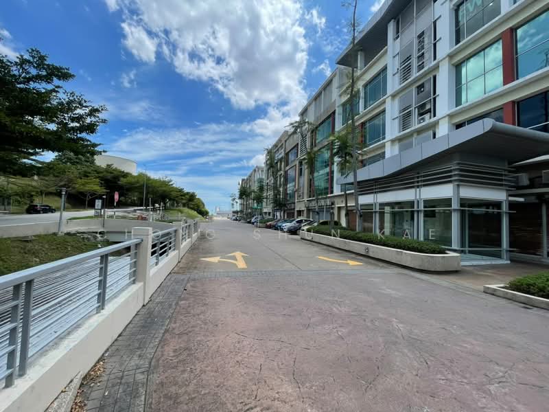 Shop / Office for Sale in Setia Alam (Selangor) - Chong Shun Kae - Exterior - PropertyGuru.com.my