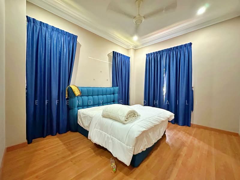 Bungalow House for Sale in Putrajaya (Putrajaya) - Effendy Shohaili - Bedroom - PropertyGuru.com.my