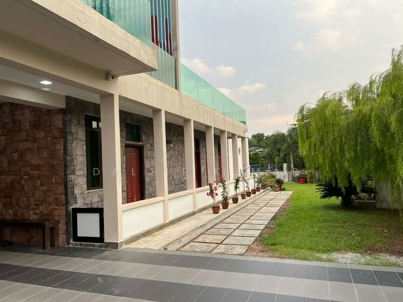 Bungalow House for Sale in Bandar Kajang (Kajang) - Daljit Kumar - PropertyGuru.com.my