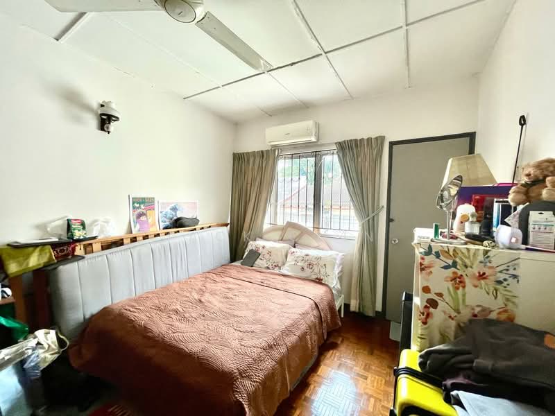 2-storey Terraced House for Sale in Taman Tun Dr Ismail (Kuala Lumpur) - Jack Chin - Bedroom - PropertyGuru.com.my