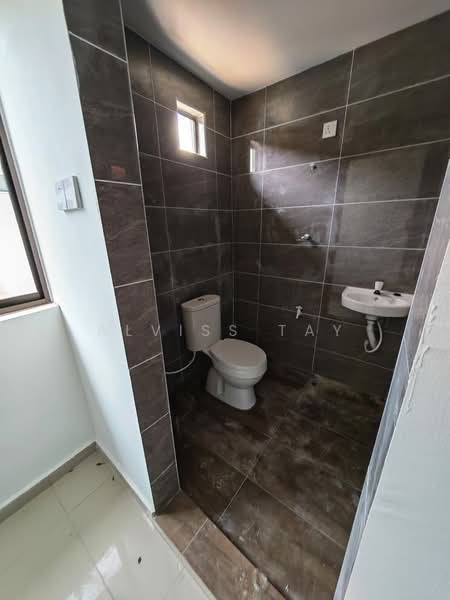 2-storey Terraced House for Sale in Taman Skudai Baru (Skudai) - Alviss Tay - Bathroom - PropertyGuru.com.my