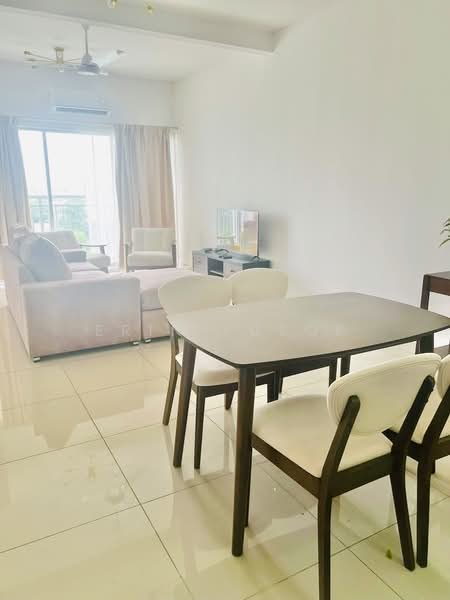 Pangsapuri untuk Disewa di Vista Sungai Ramal - Erin Yusof - Living Room - PropertyGuru.com.my