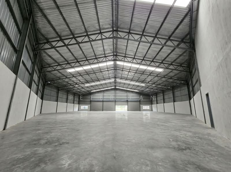 Kilang Berkembar untuk Dijual di Jenjarom (Selangor) - Peter Tan - Interior - PropertyGuru.com.my