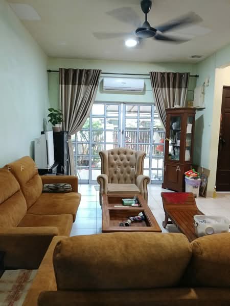 Rumah Teres 2 Tingkat untuk Dijual di Wangsa Maju (Kuala Lumpur) - Effendy Shohaili - Living Room - PropertyGuru.com.my
