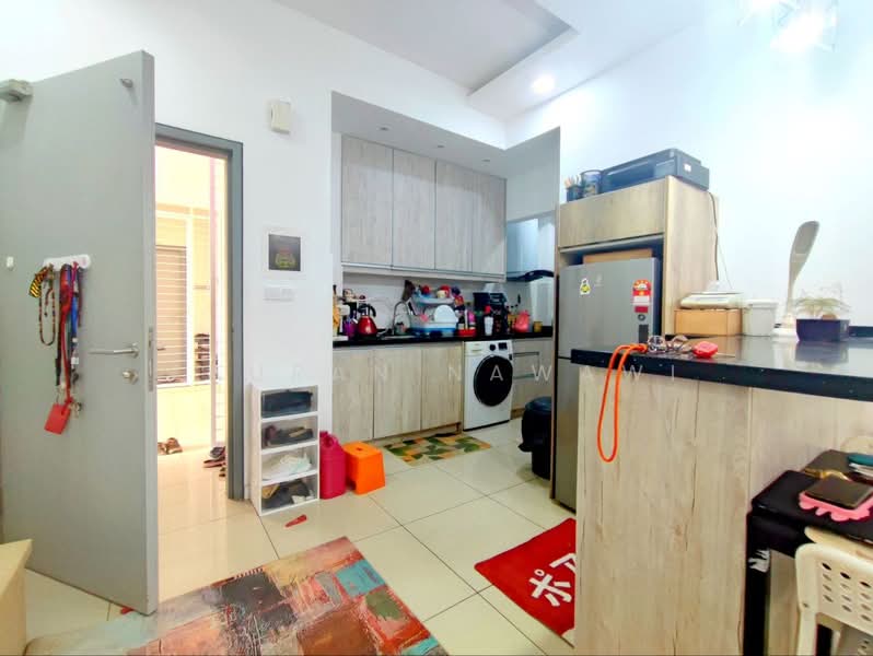 Kediaman Servis untuk Dijual di Suria Residence - Fauran Nawawi - PropertyGuru.com.my