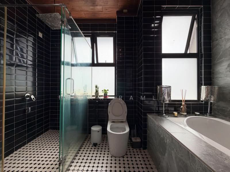 Semi-Detached House for Sale in Alam Sutera (Bukit Jalil) - Ishak Ramli - Bathroom - PropertyGuru.com.my
