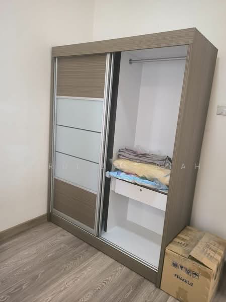 Service Residence for Rent at South View - Nurul Zakariah - PropertyGuru.com.my