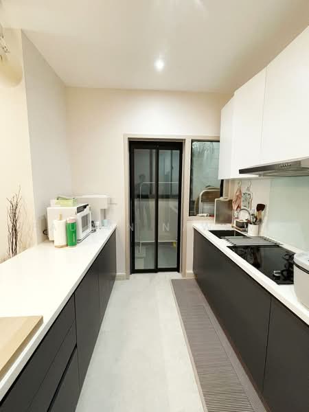 Kondominium untuk Dijual di E'Island Lake Haven - Fauran Nawawi - PropertyGuru.com.my