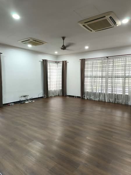 Bungalow for Sale in Bandar Seri Putra (Bangi) - Effendy Shohaili - Living Room - PropertyGuru.com.my