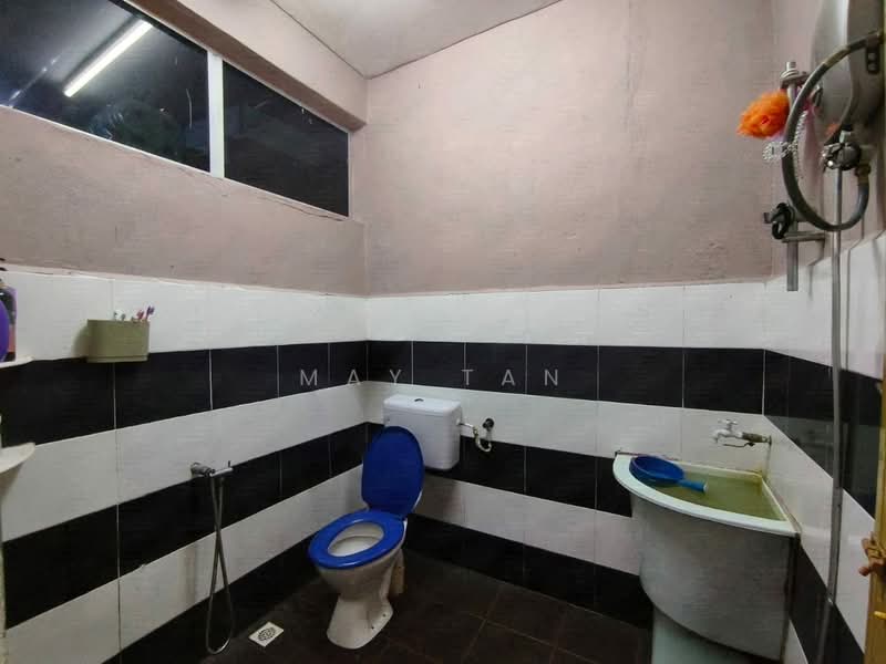 1-storey Terraced House for Sale in Taman Tunku Putra (Kulim) - May Tan - Bathroom - PropertyGuru.com.my