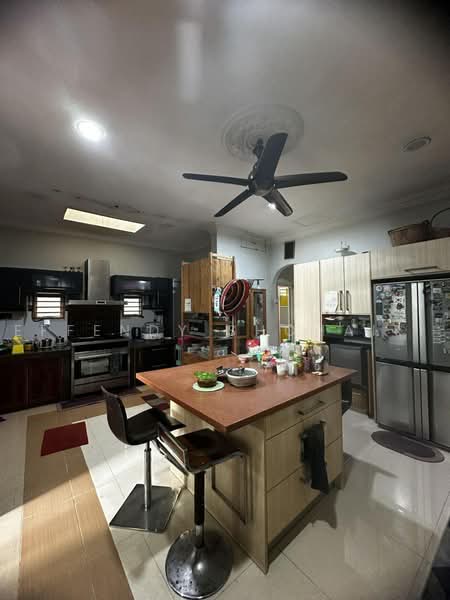 Rumah Berkembar untuk Dijual di Gombak (Selangor) - Effendy Shohaili - Kitchen - PropertyGuru.com.my