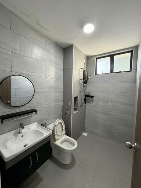 Service Residence for Sale at Desaru Utama Residence - Fakhrul Imlan - Bathroom - PropertyGuru.com.my