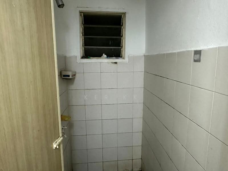 Apartment for Sale at Flora Damansara Apartment - Ker KK - Bathroom - PropertyGuru.com.my
