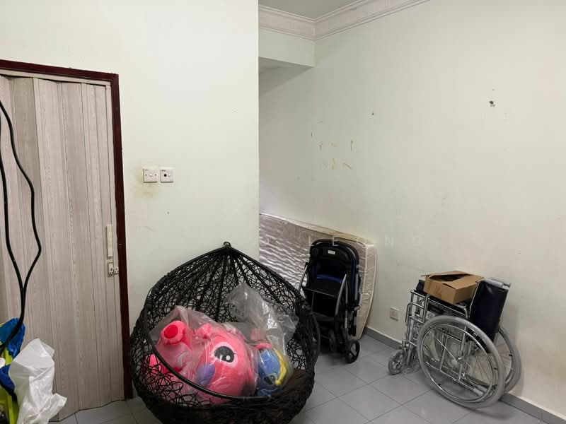 2-storey Terraced House for Sale in Taman Daya (Kepong) - Franco Leong - Interior - PropertyGuru.com.my